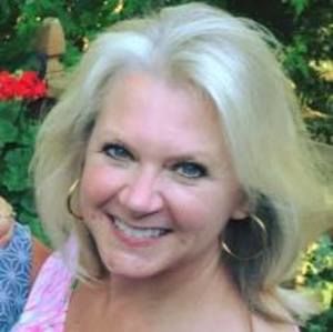 Meet your Posher, Cynthia